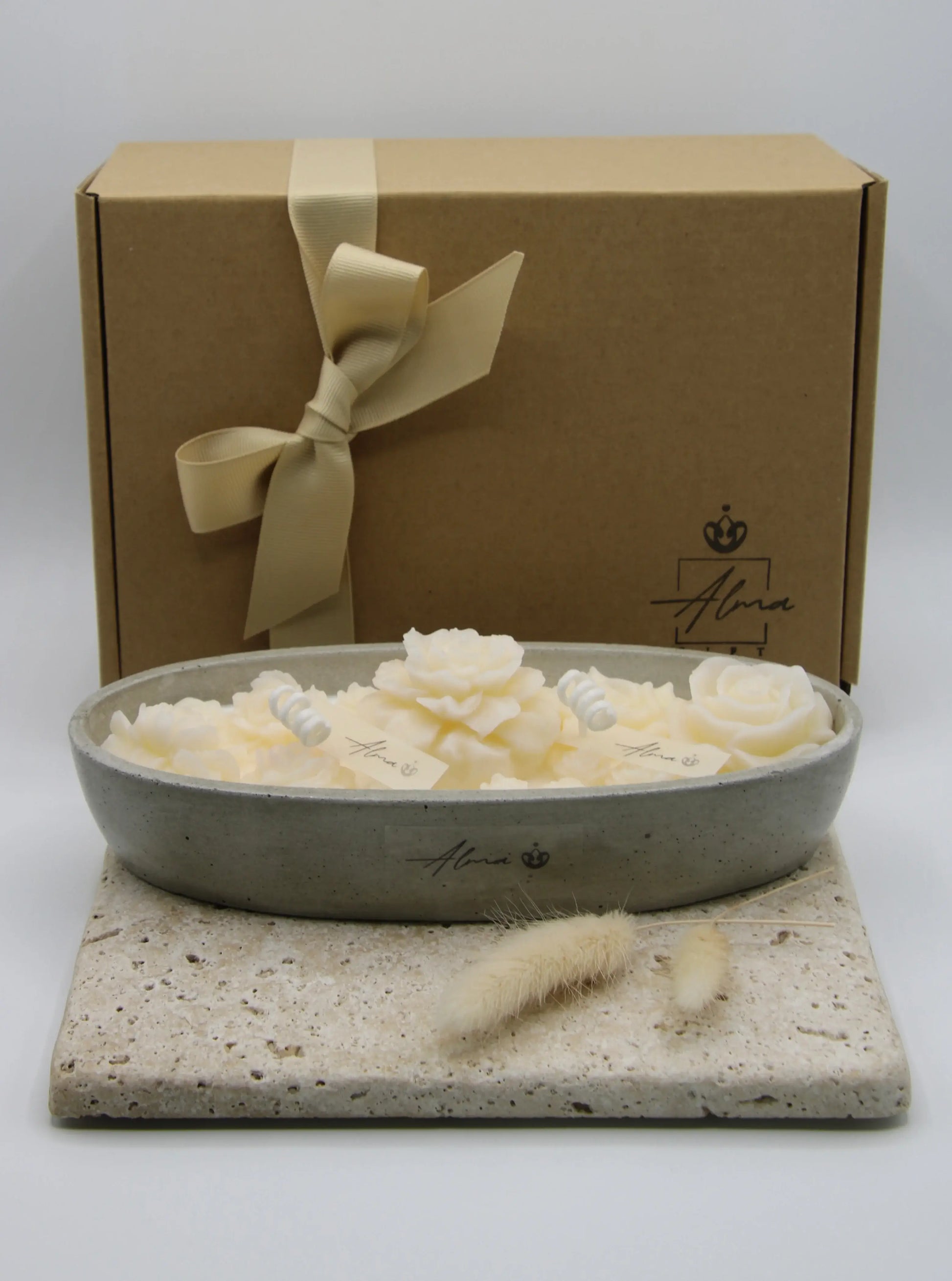 Garden_Of_Flowers_Gift_Box_Close