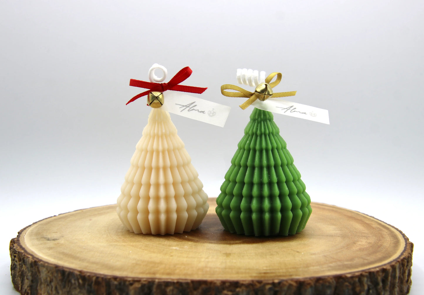 Small Christmas tree candle – handmade with soy wax – cute holiday decoration – Alma Gift