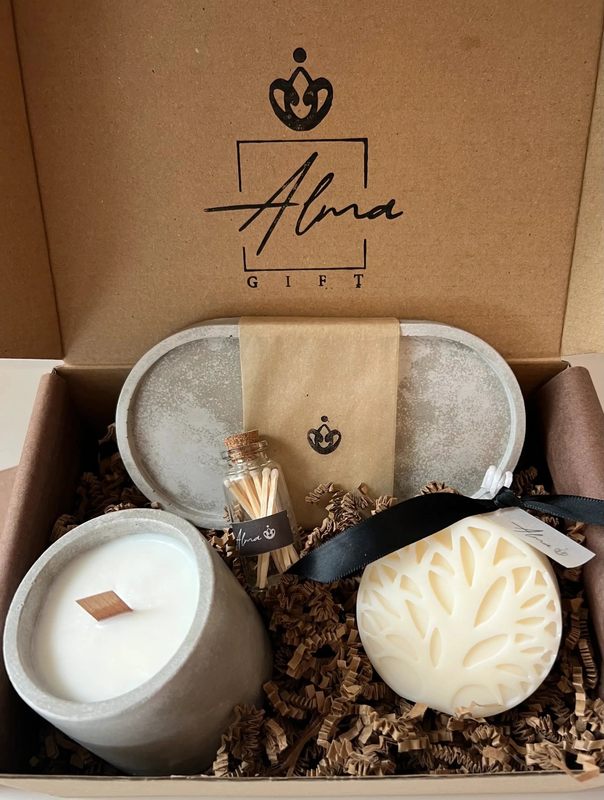 The Tree of Life for Him Gift Box Front