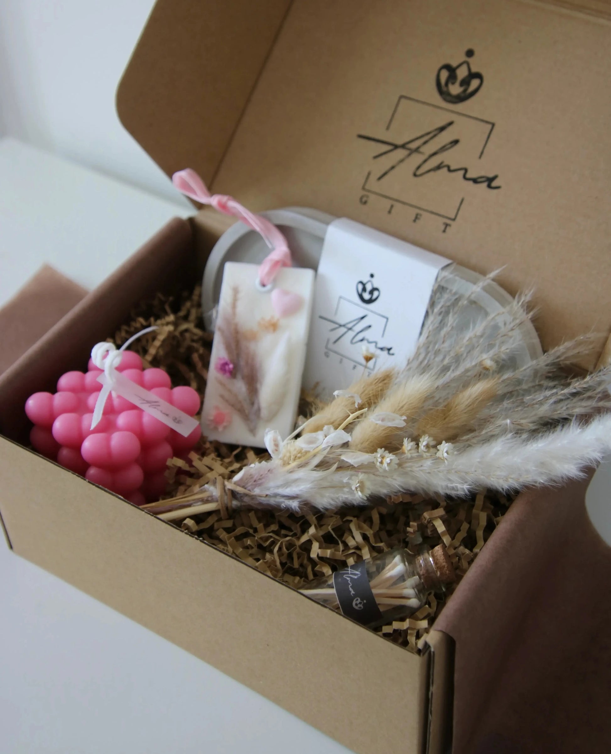 Bubbles Of Love Gift Box Diagonal