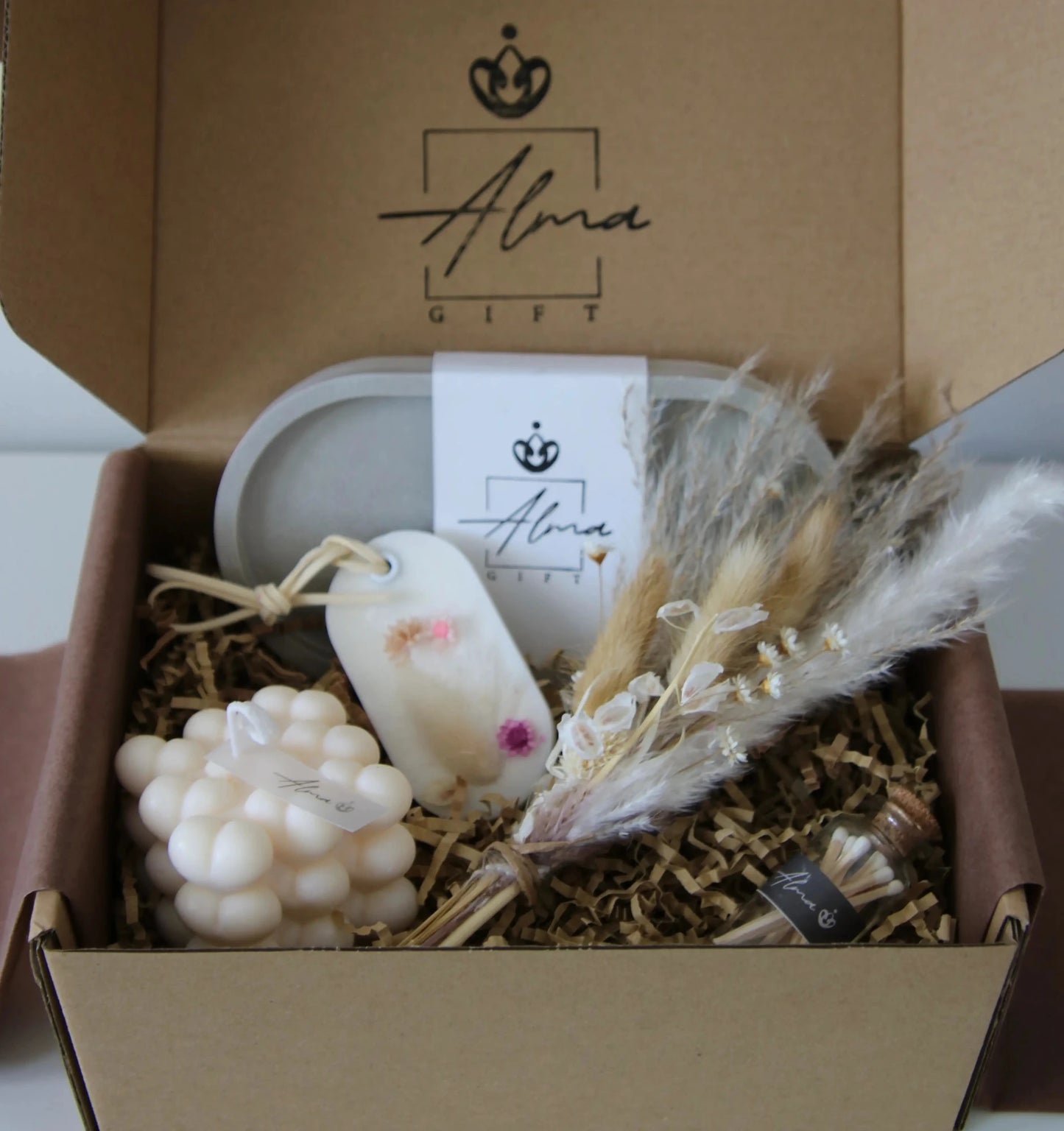 Bubbles Of Love Gift Box Front