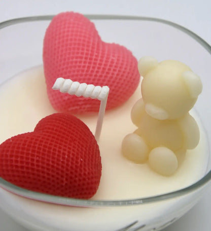 Full_In_Love_Candle_Close