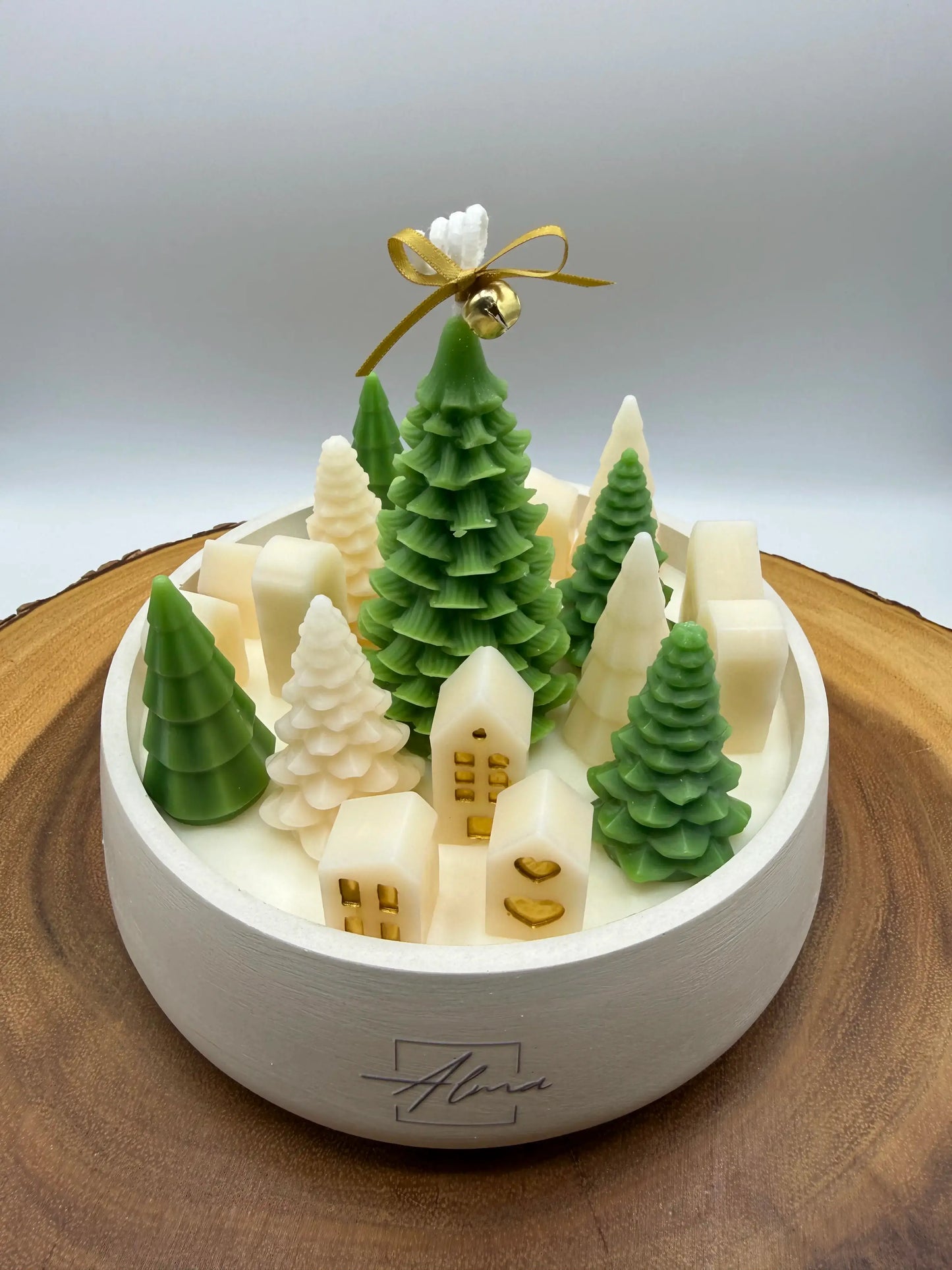 Handmade Christmas candle with rustic forest theme – soy wax holiday decor – Alma Gift Up