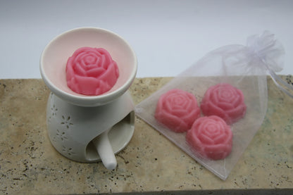 Alma Gift pink rose-shaped wax melts with ceramic wax warmer set, Miami Beach